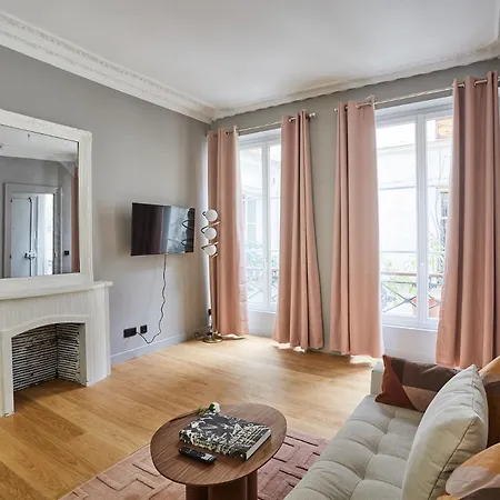 Beaubourg Le Marais By Prestige Париж